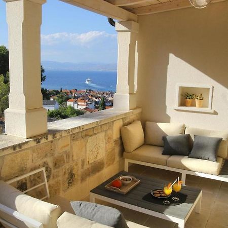 Villa Aries Supetar Extérieur photo
