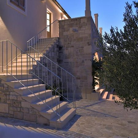 Villa Aries Supetar Extérieur photo