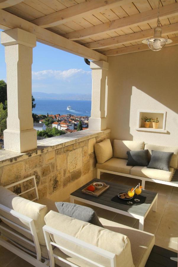 Villa Aries Supetar Extérieur photo